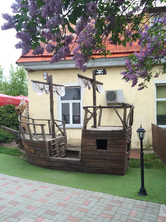 Raenduri Guesthouse Võru Екстериор снимка